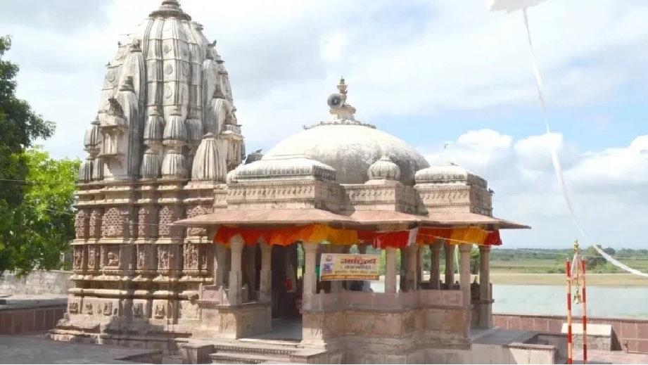 बूढ़ादीत का सूर्य मंदिर धार्मिक पर्यटन स्थल के रूप में विकसित होगा-https://myrpsc.in